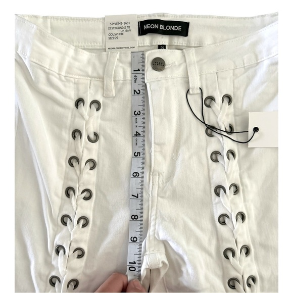 Neon Blonde Blondie White Mid Rise Skinny Tie Up Jean Womens Size 29 - Picture 6 of 7